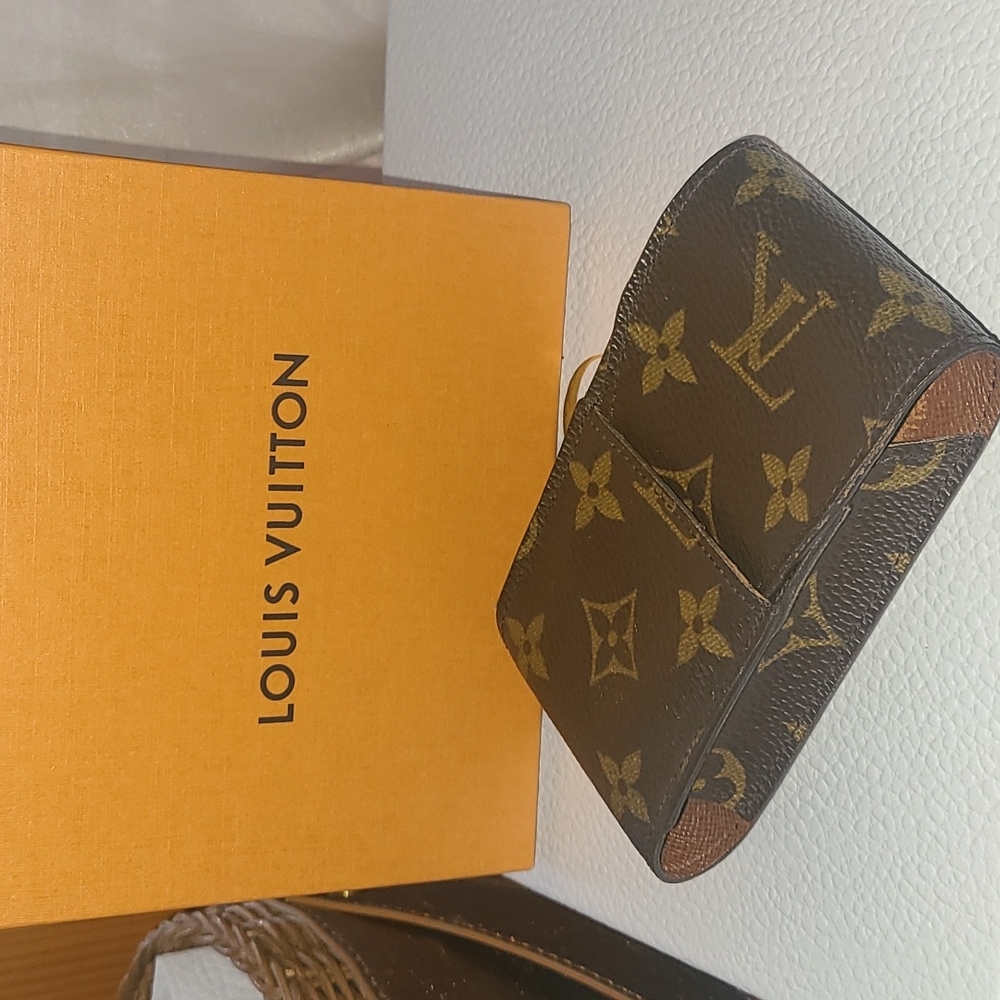 Authentic Louis Vuitton Etui Cigarette/lipstick holder